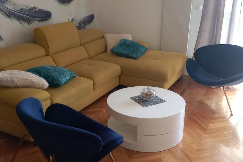 Apartment Pupila Солин Экстерьер фото